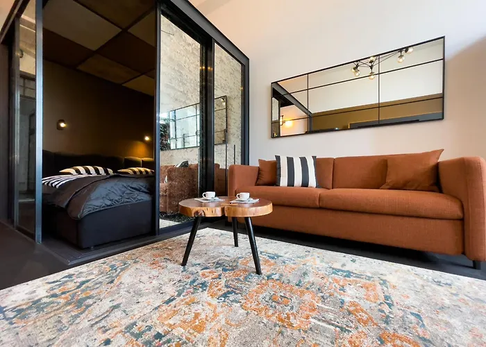 Astoria Central Home 1