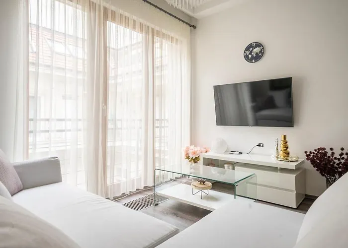 Prime Elegance On Andrassy Str 41