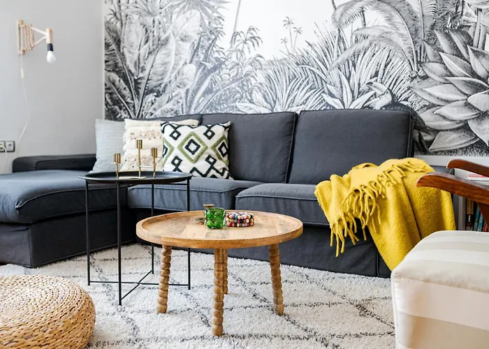 Classic Elegance With Synagogue View By Astoria
