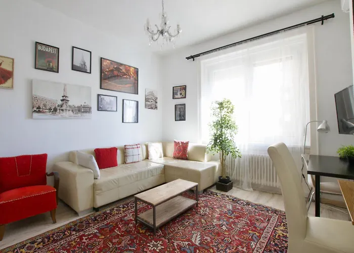 Standard Apartment By Hi5 - Karoly 23