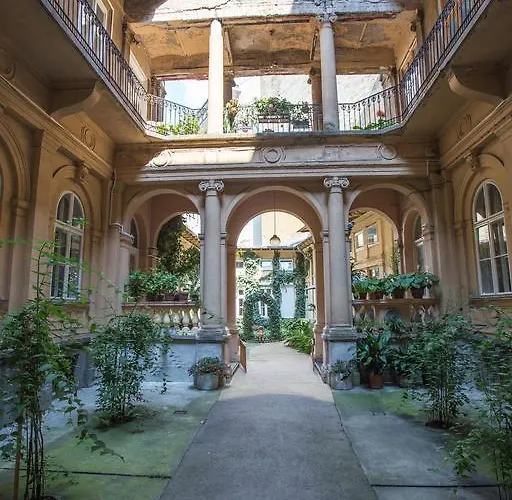 Oasis Guest House Budapest
