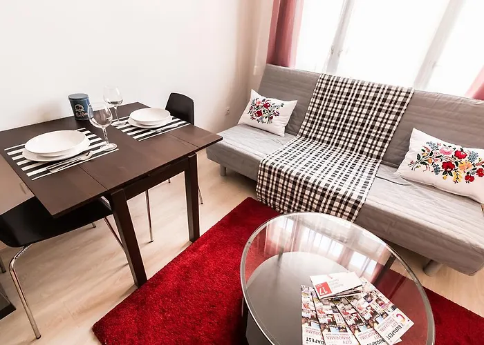 Raday No.5 Exclusive Apartment