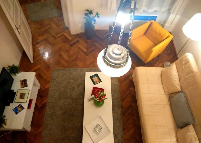 Szilvi Apartment