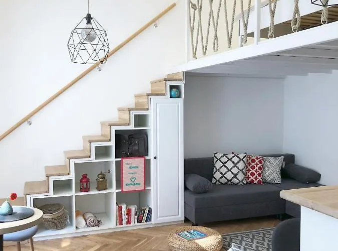 Lovely Downtown Home In Budapest