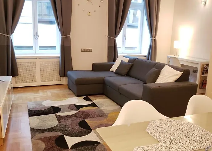 Supreme City Center Apartment