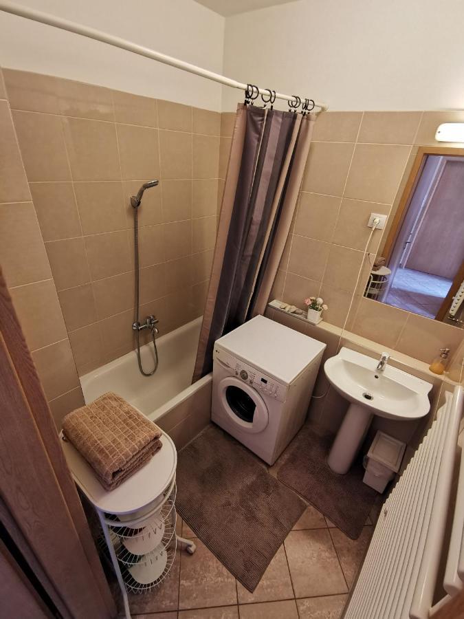 Gozsdu Apartamento