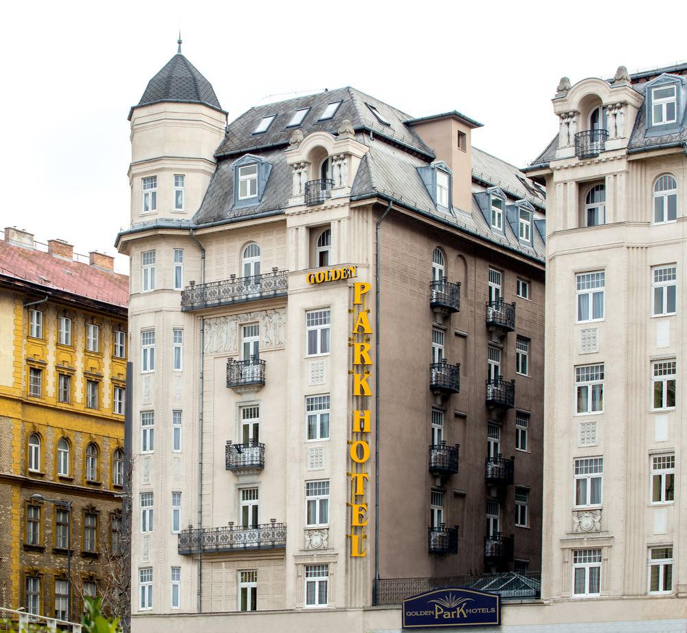 Hotel East