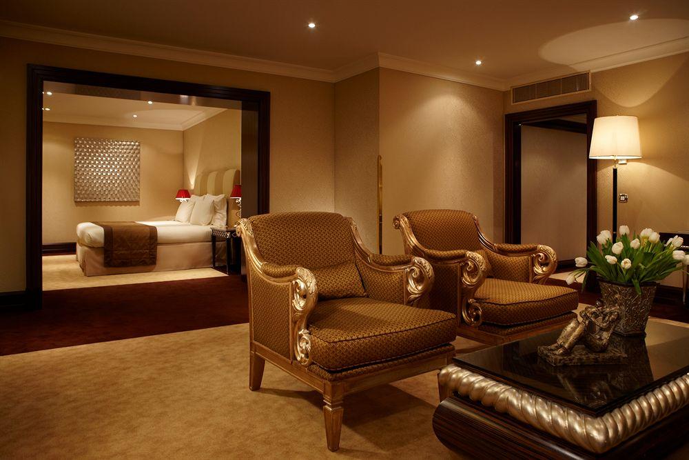 Anantara New York Palace - A Leading Of The World 5* Budapešť