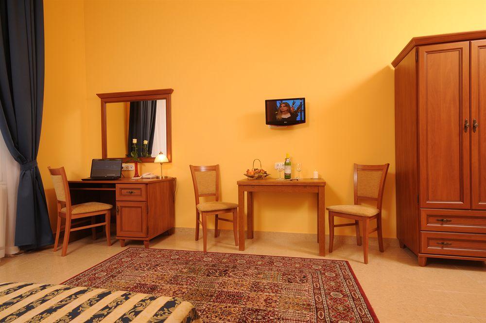 Panorama Central Hotel 3*
