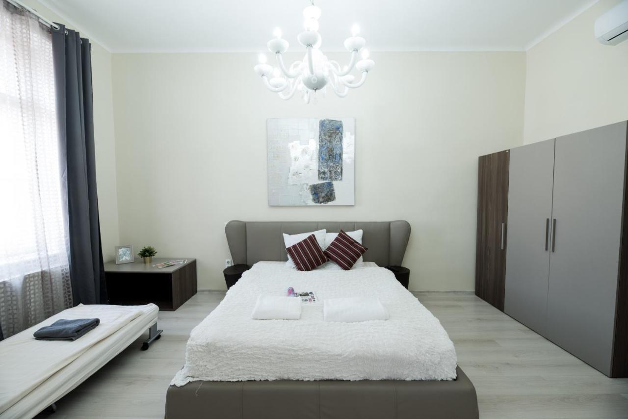 Budapesteasyflat Oktogon Lux Appartamento