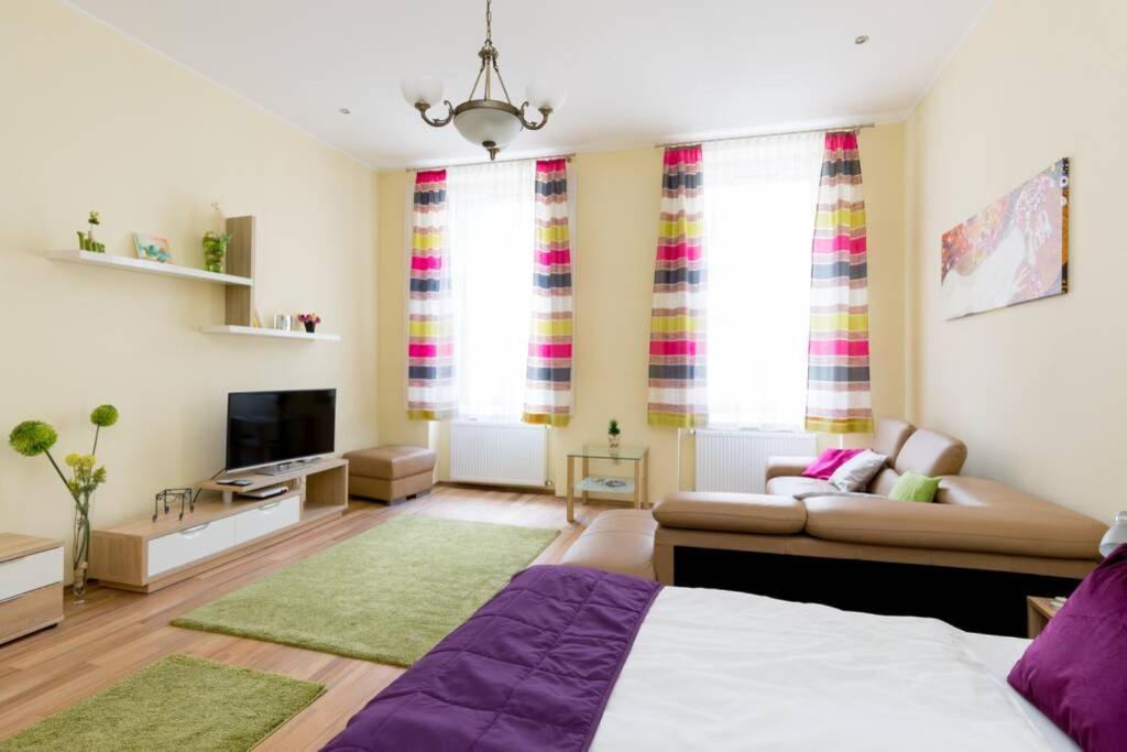Luxury In The Center * Budapest