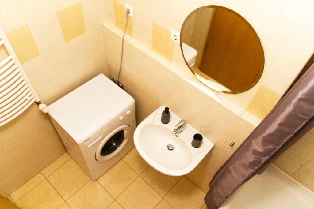 Vip Mini Resort,private Parking & Balcony Apartment *
