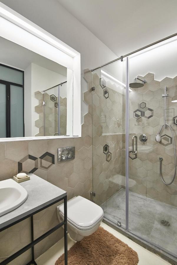 Orangehomes Unique Design 3 Bathrooms Flat *