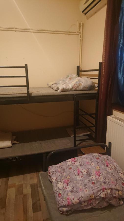 Hostel Pillangó Munkásszálló *
