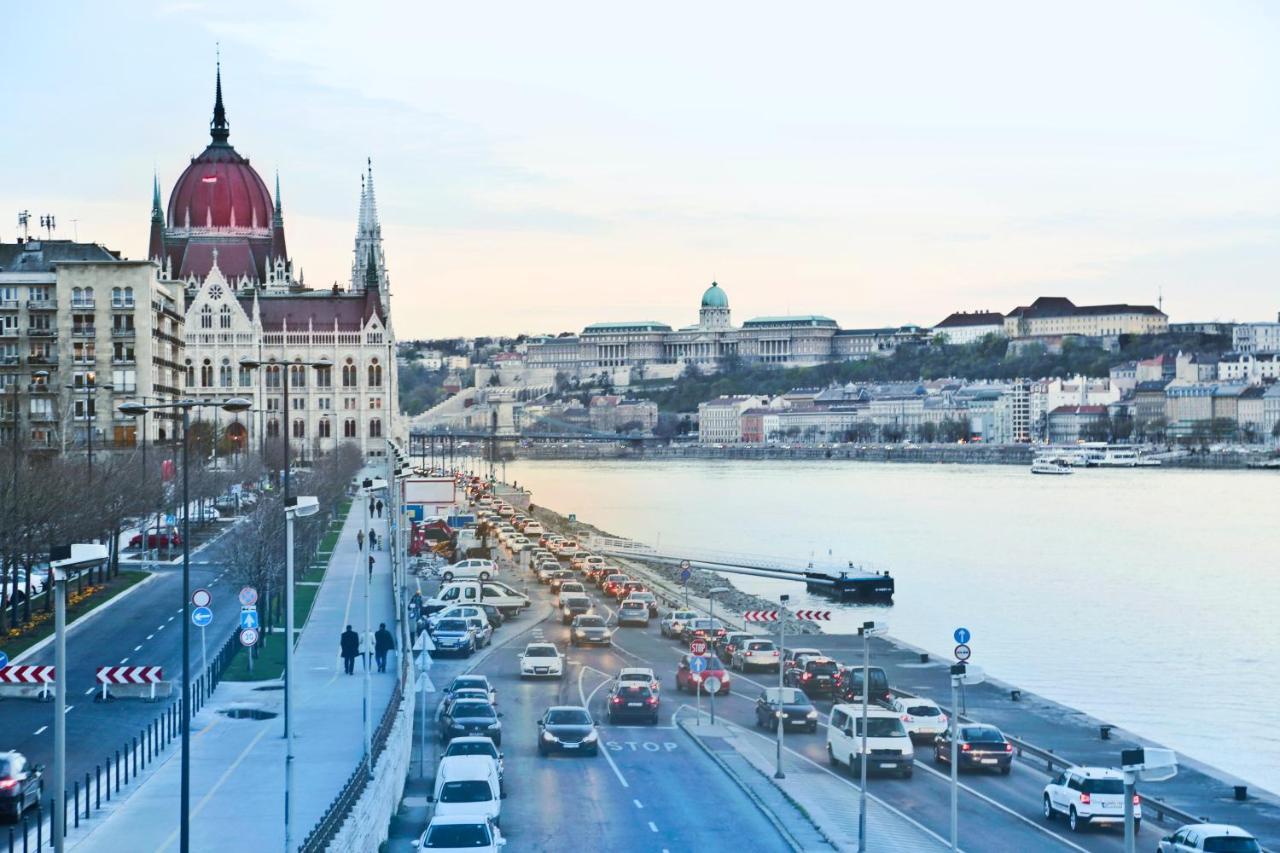 Cozy & Quiet Near Kiraly Street Free Parking, Ac, Perfect For 4 Guests! * Budapest
