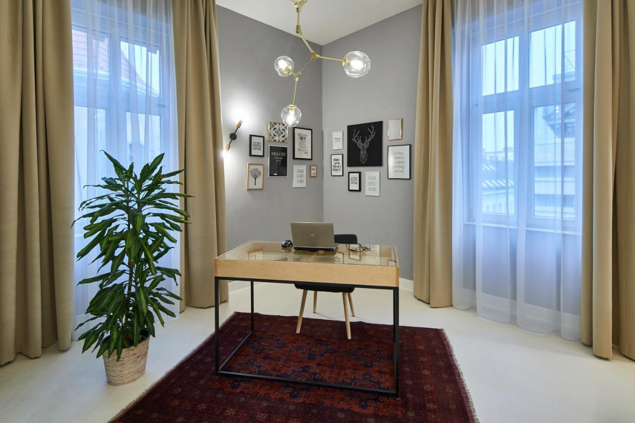 Orangehomes Unique Design 3 Bathrooms Flat Lejlighed Budapest