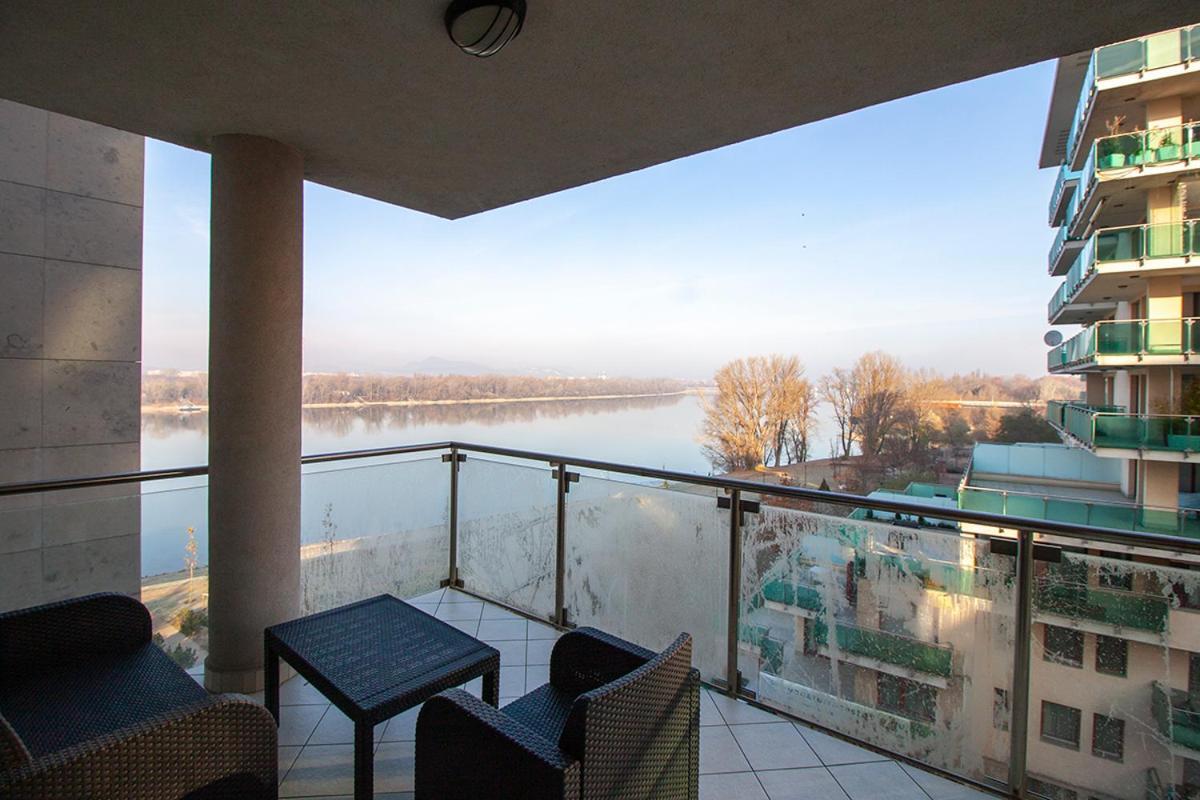 New Danube Flat *