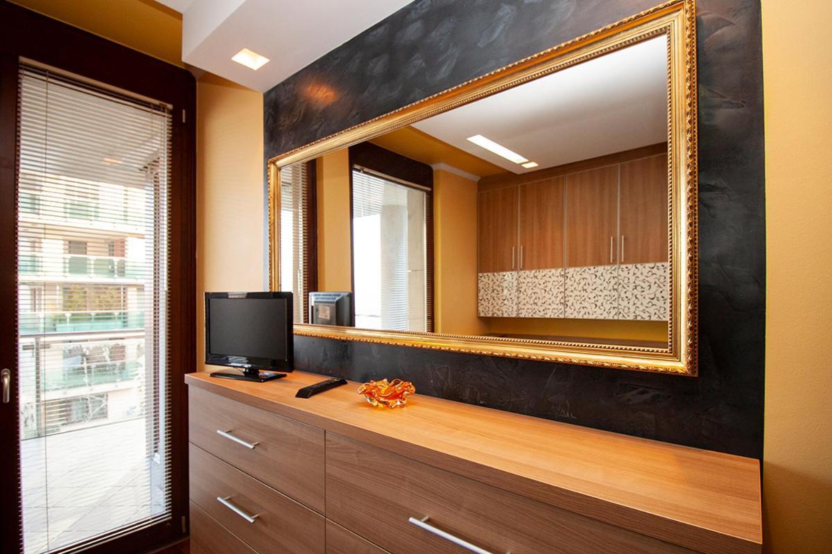 New Danube Flat *