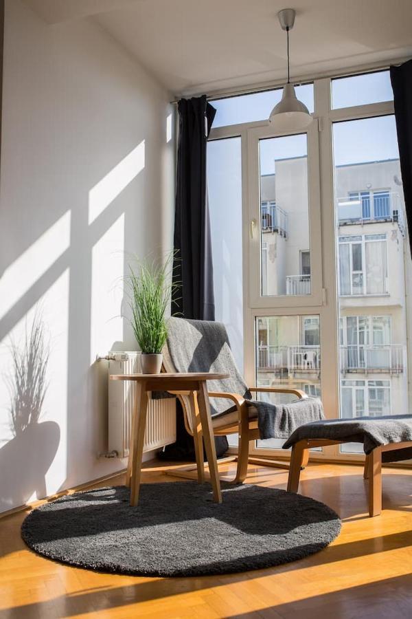 Cosy In Downtown With Free Garage Parking *