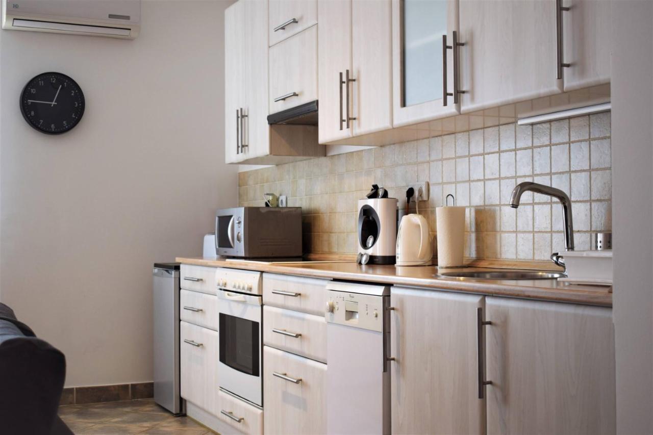 Cosy In Downtown With Free Garage Parking *