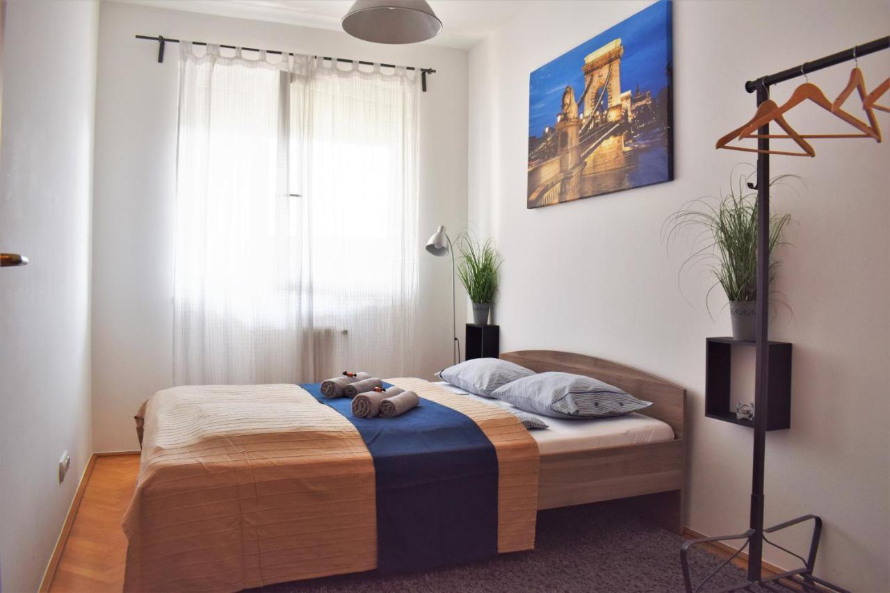 Cosy In Downtown With Free Garage Parking Apartment Budapest