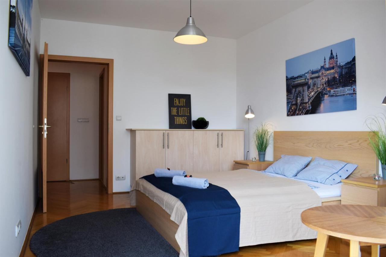 Cosy In Downtown With Free Garage Parking * Budapest