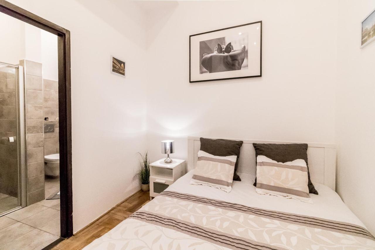 Real Klauzál Ii Budapest