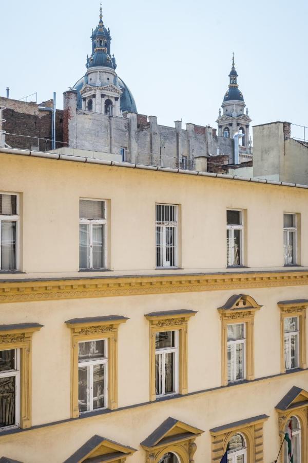 Basilika View Imperial -sas Street -need Reservation For Free Parking Apartamento Budapest