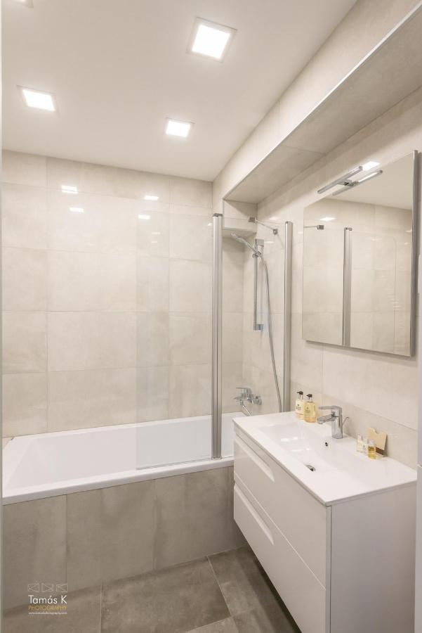 Appartement Imperial With Basilika And Castle View Need Reservation For Free Parking Boedapest