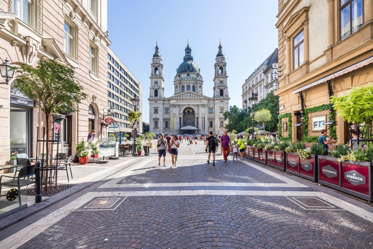 Apartamento Basilika View Imperial -sas Street -need Reservation For Free Parking Budapest