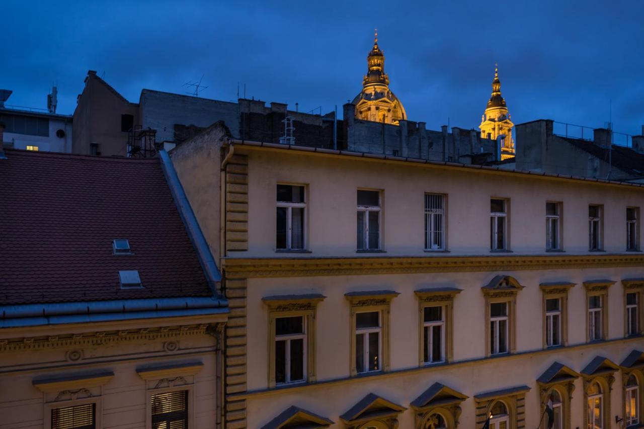 Apartamento Basilika View Imperial -sas Street -need Reservation For Free Parking Budapest