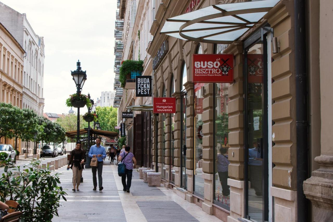 Apartamento Basilika View Imperial -sas Street -need Reservation For Free Parking Budapest