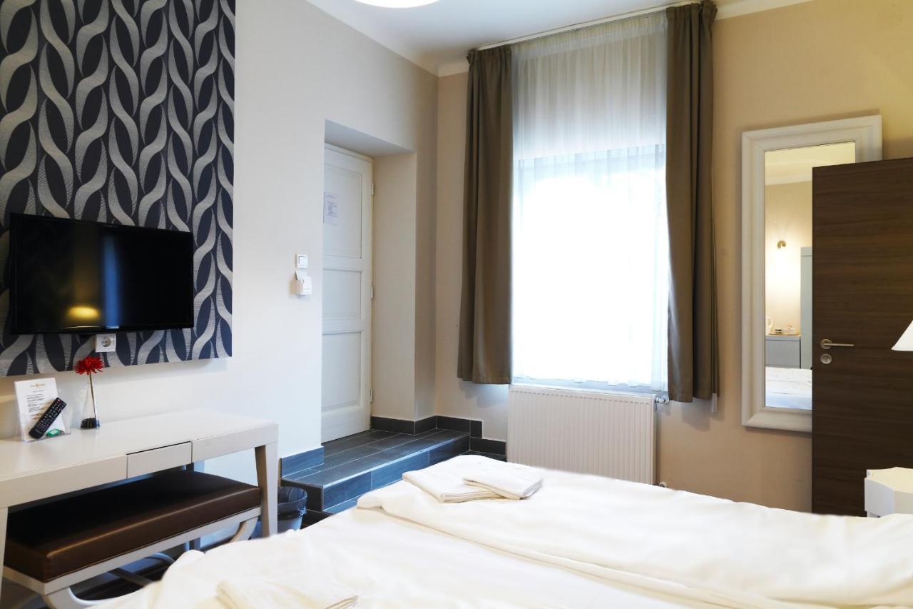 House Octogon 3* Budapest