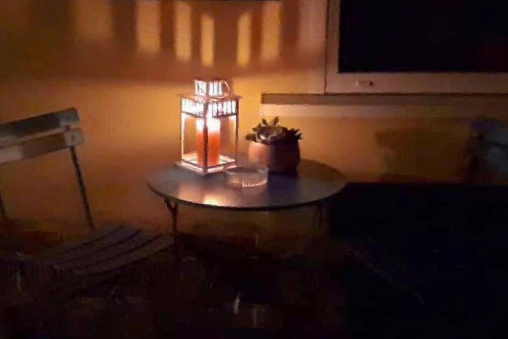 Modern Stylish 2 Bedroom *