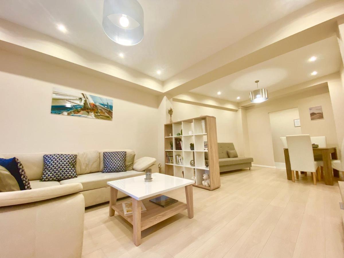 Hideout In Style With Free Parking - Luxury Apartamento *