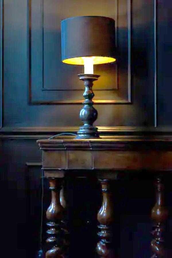 The Escapade From A Jewish District Appartement *