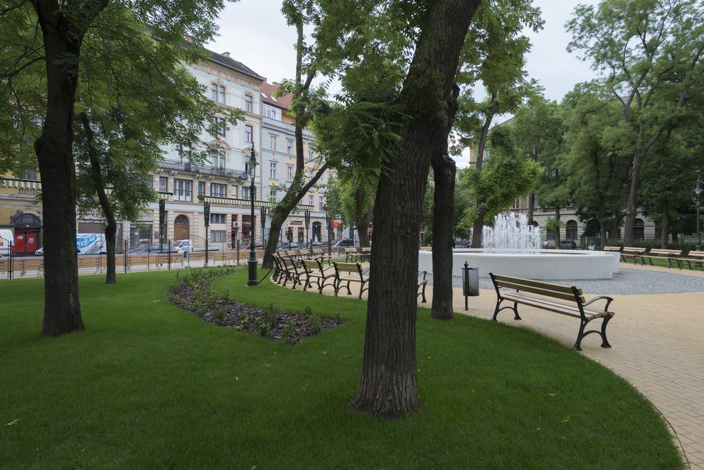 House Octogon Apartmanhotel