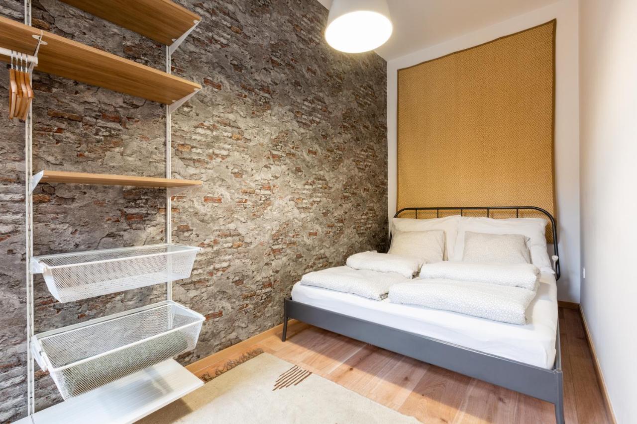Industrial Style With Ac Steps To Gozsdu * Budapest