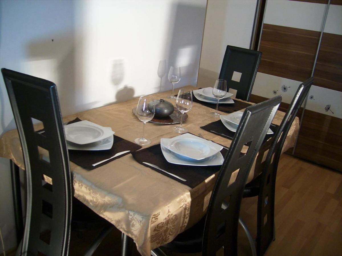 Apartamento 2 *