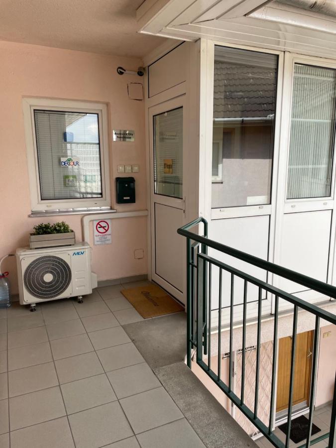 Boulevard Panzio - Self Check-in Budapest