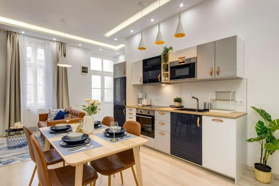 Emerald Residency 4Br-2Ba Apartmán *