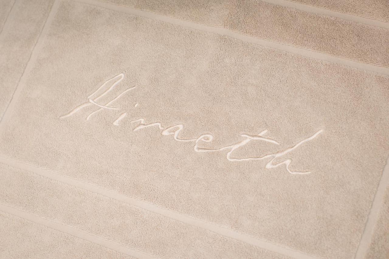 Hiraeth Apartment *