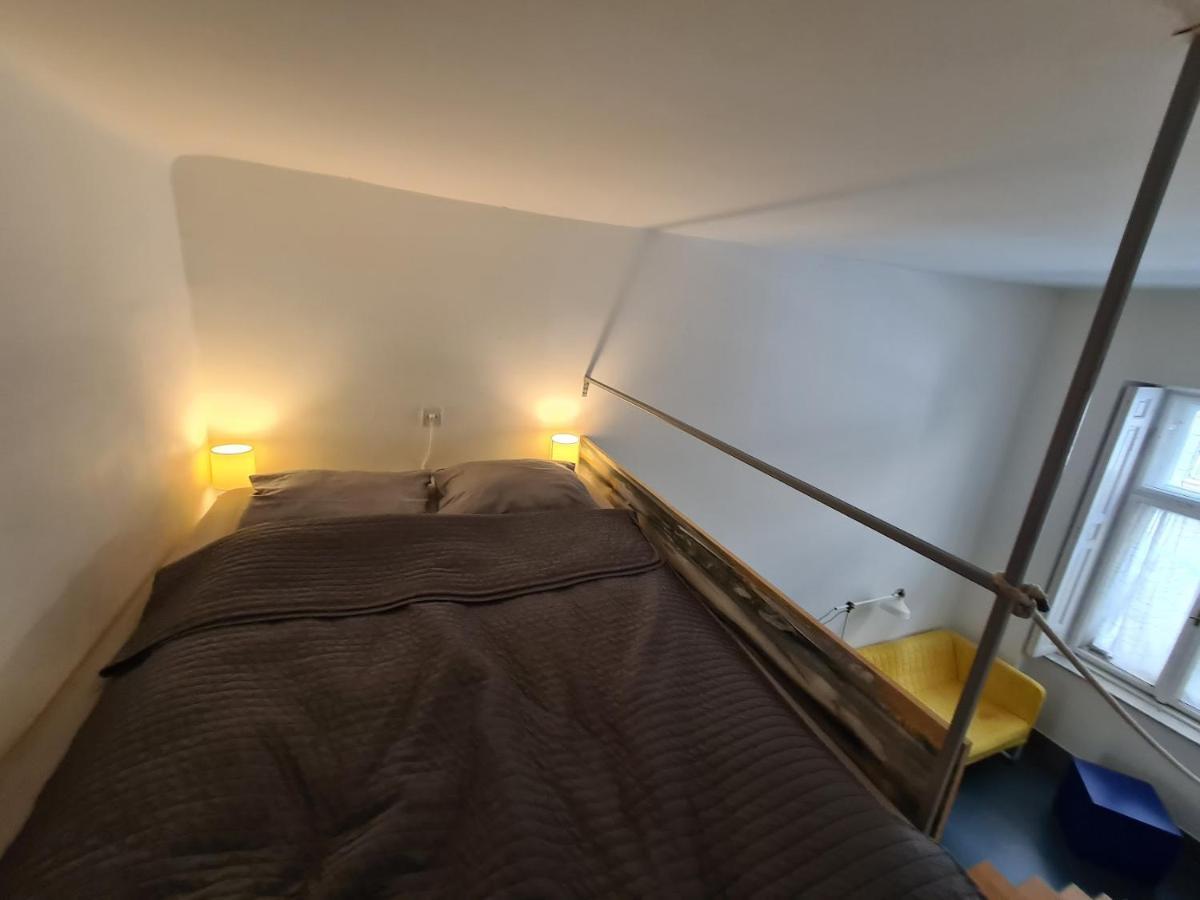 Modern Stylish 2 Bedroom * Budapest