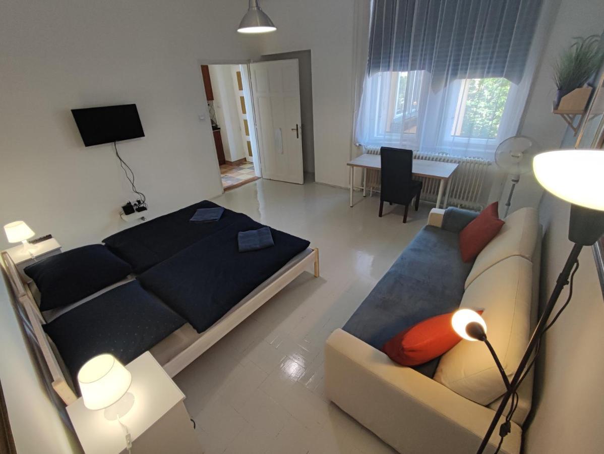 Hun Galeria Apartment