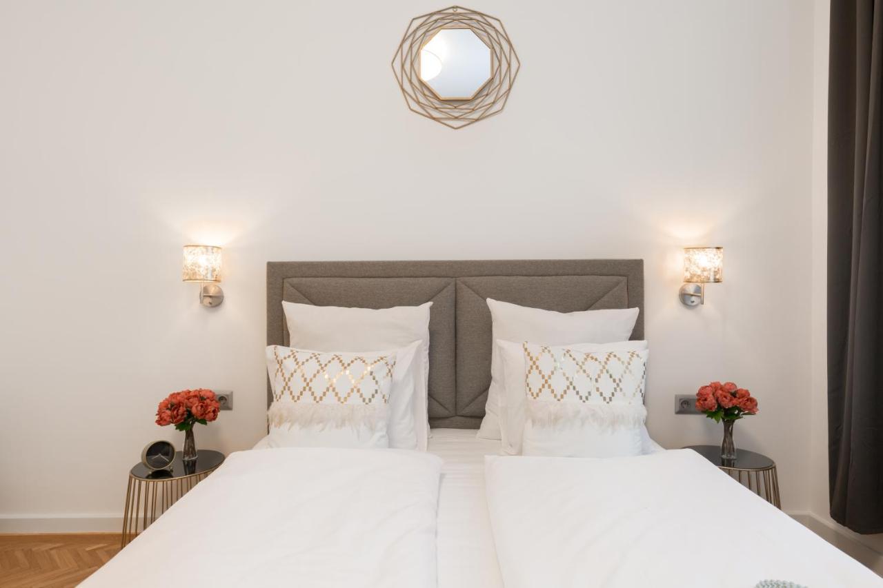 Space And Style In The Heart Of W 2br&2bt Budapest