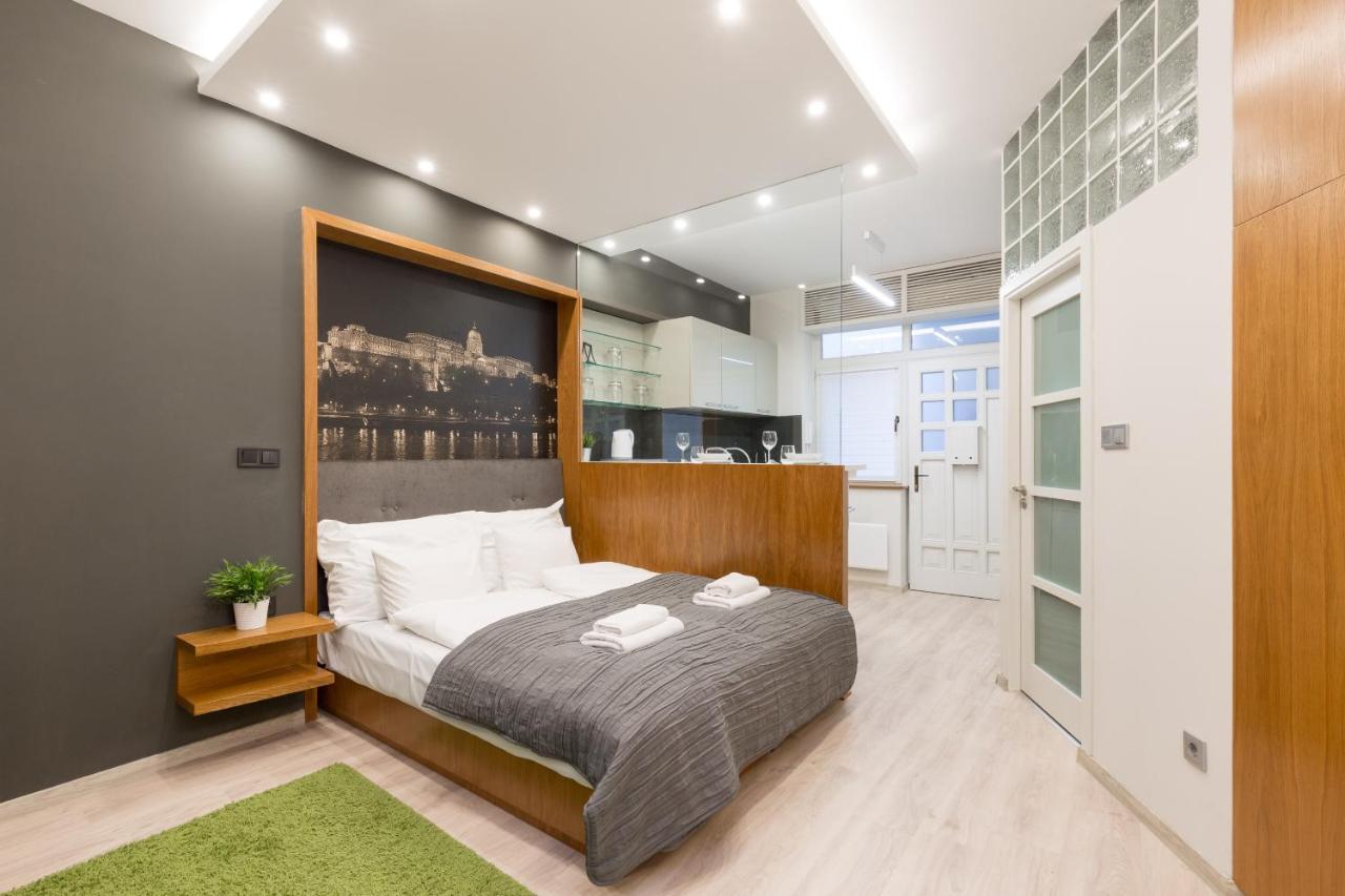Apartment Retro Dream Near The Danube *
