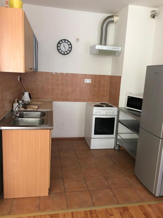 - Center West * Budapest