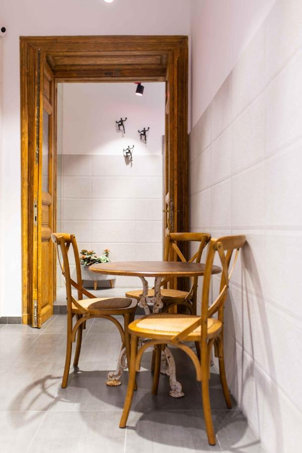 Premium By Hi5 - Style At The Comedy Theater Apartment *