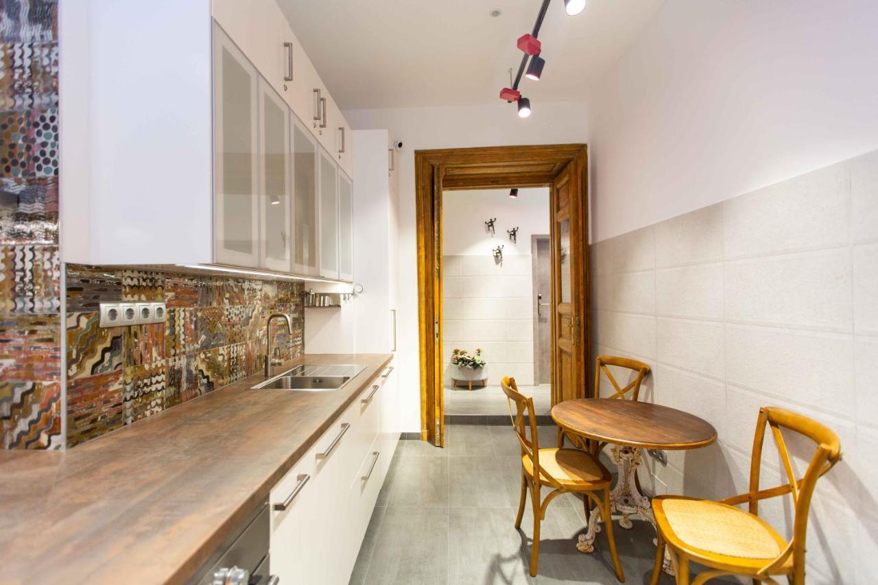 Premium By Hi5 - Style At The Comedy Theater Apartment