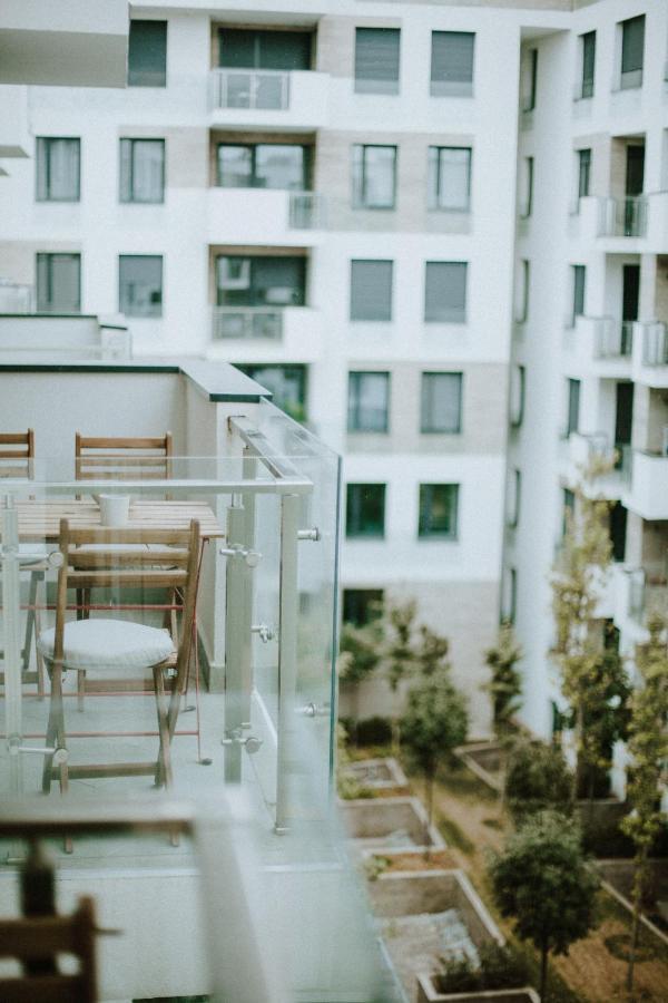 Elisabeth Downtown *